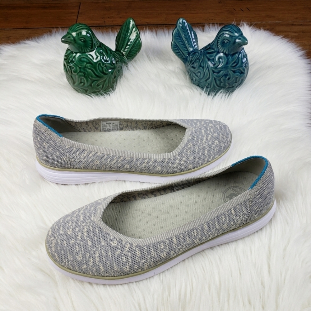 Propet NWOT Comfort Travelfit flex flat size 10